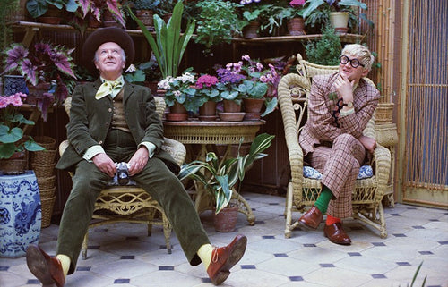 A CHEQUERED PAST : VIES DES ARTISTES, VIES DES AMIS