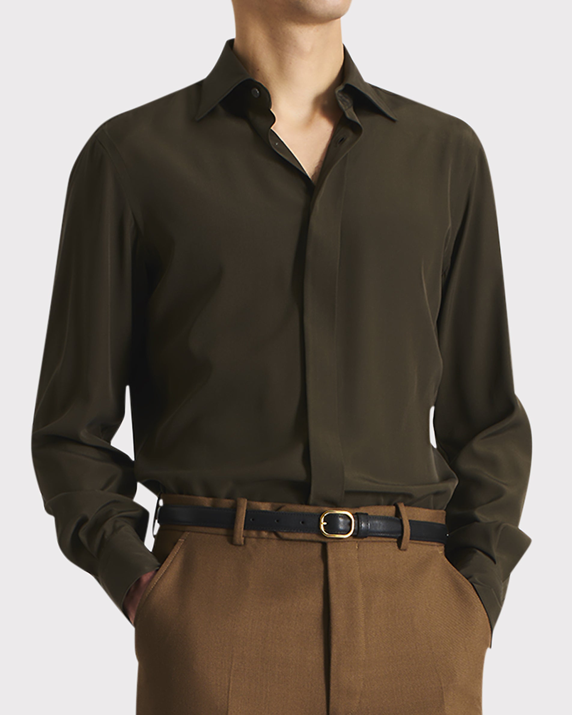 CLASSIC COLLAR SHIRT IN SILK CREPE – OLIVE | Husbands Paris