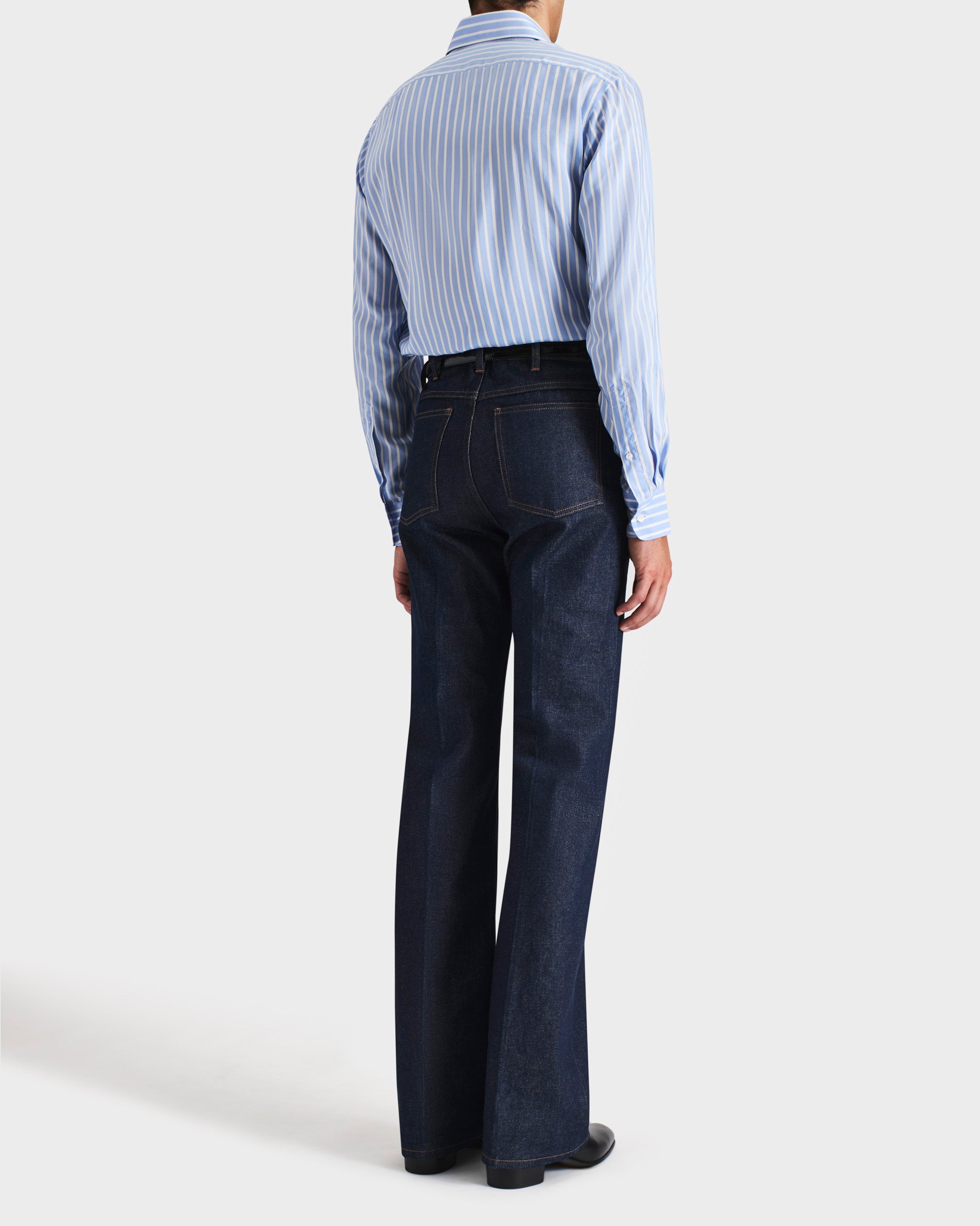 WIDE COLLAR SHIRT IN SILK POPLIN - BLUE AND WHITE BUTCHER STRIPES