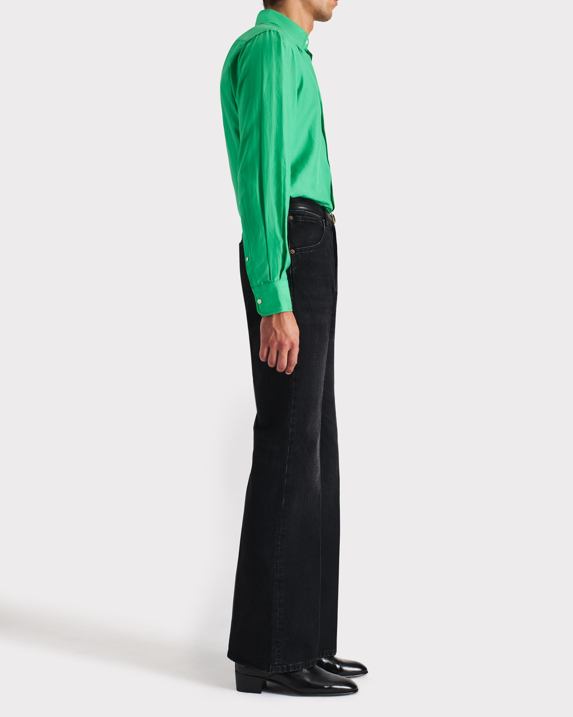 FLARED HIGH-WAISTED JEANS IN DENIM - WASHED BLACK | Husbands