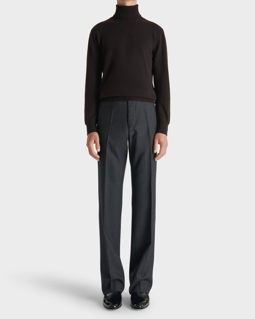 TURTLENECK SWEATER IN CASHMERE - DARK CHOCOLATE - Husbands Paris - 4