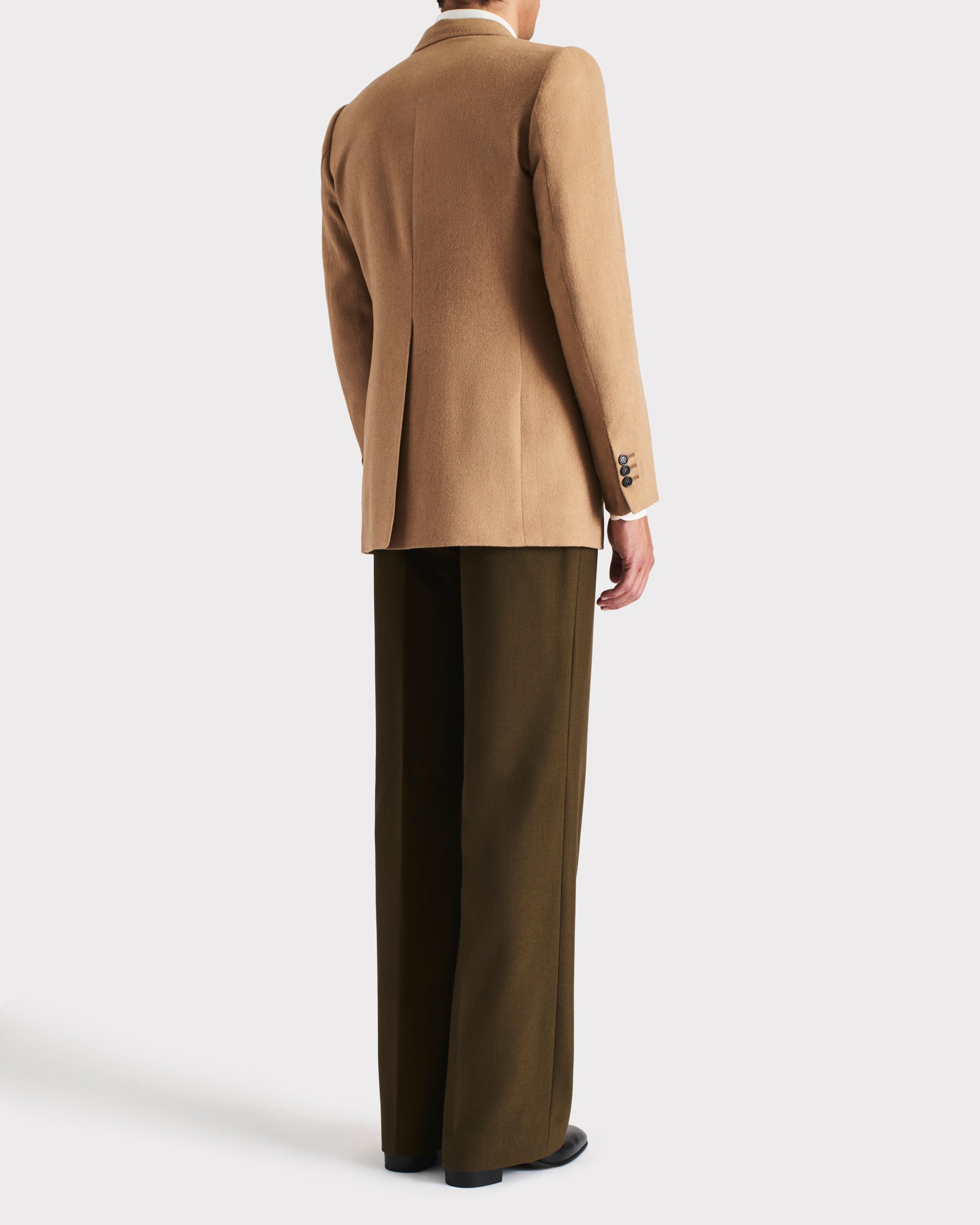 SINGLE-BREASTED JACKET IN SUPERFINE CAMEL HAIR - CAMEL | Husbands