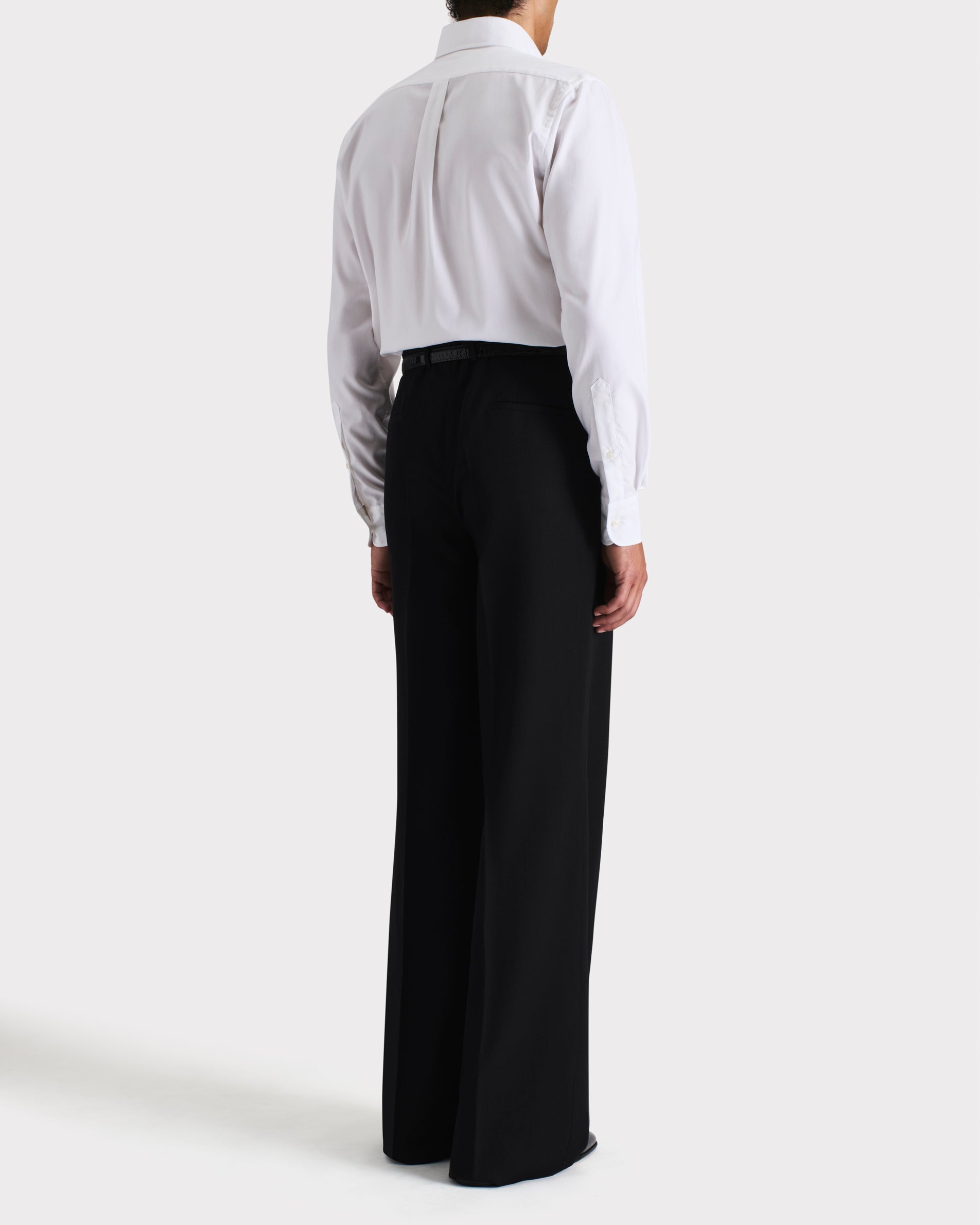 Husbands Paris High-Waisted Chino サイズ32 FLARED HIGH-WAISTED JEANS IN DENIM - WASHED BLACK | Husbands Paris