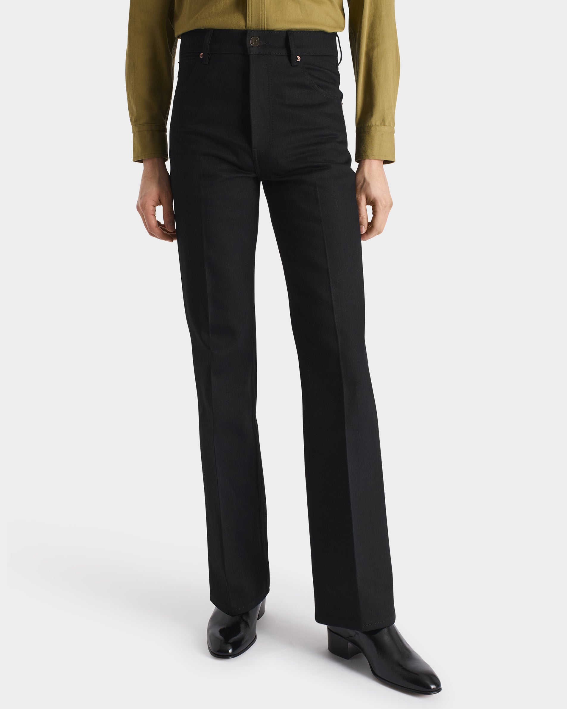 FLARED HIGH-WAISTED JEANS IN DENIM - BLACK | Husbands Paris