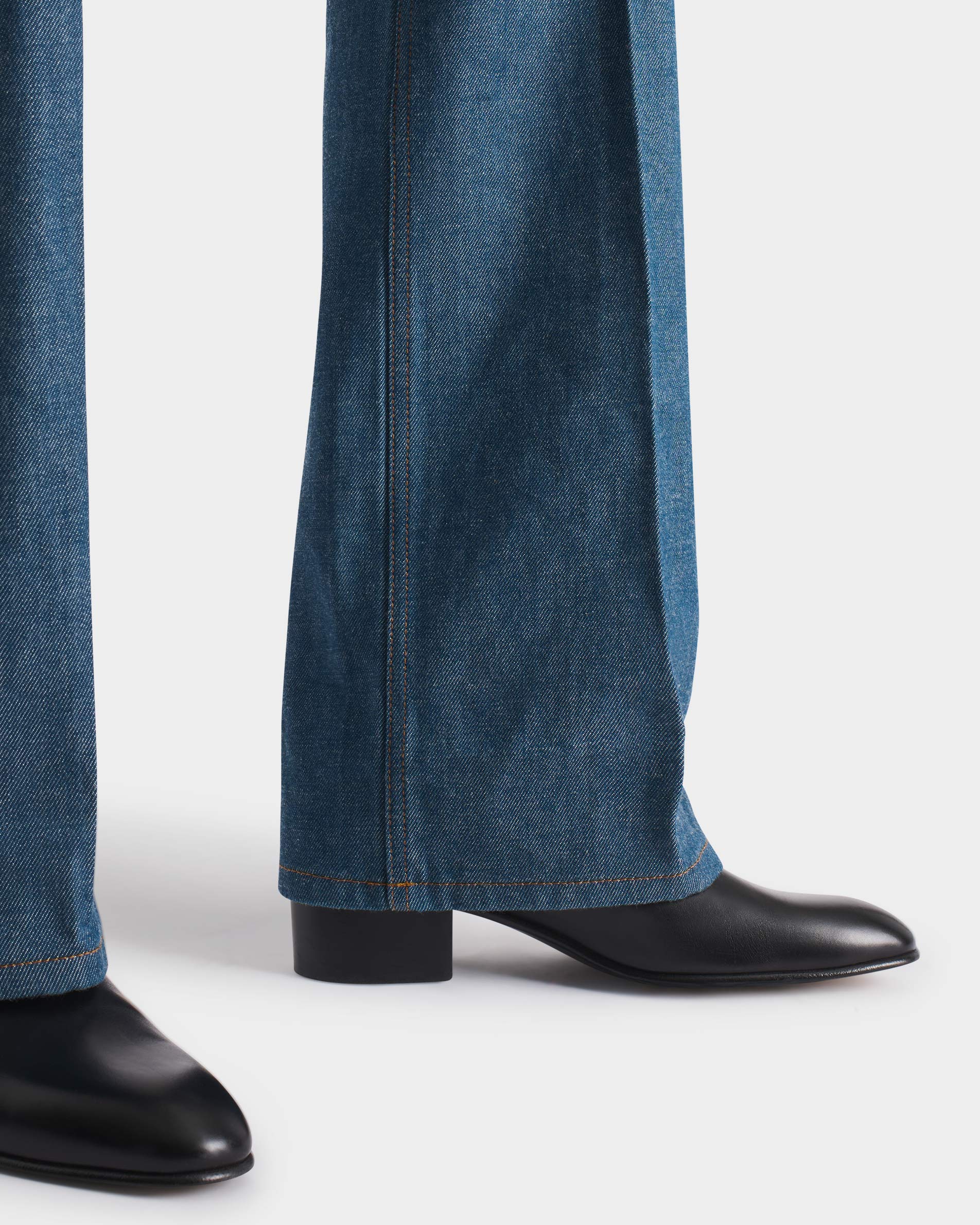 FLARED HIGH-WAISTED JEANS - GREENCAST INDIGO | Husbands