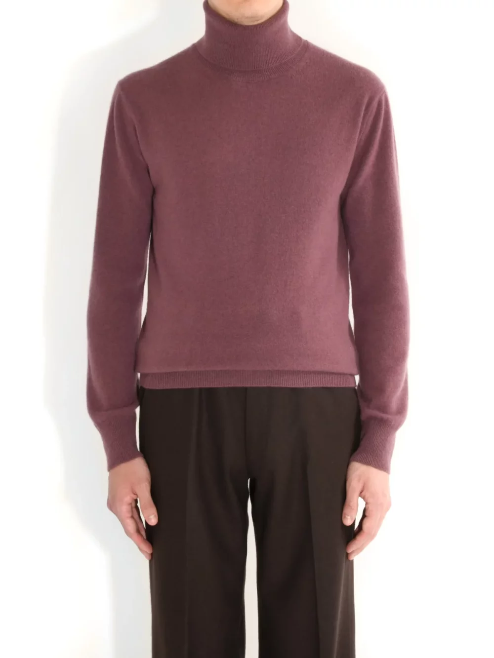 TURTLENECK SWEATER IN CASHMERE – DARK MULBERRY