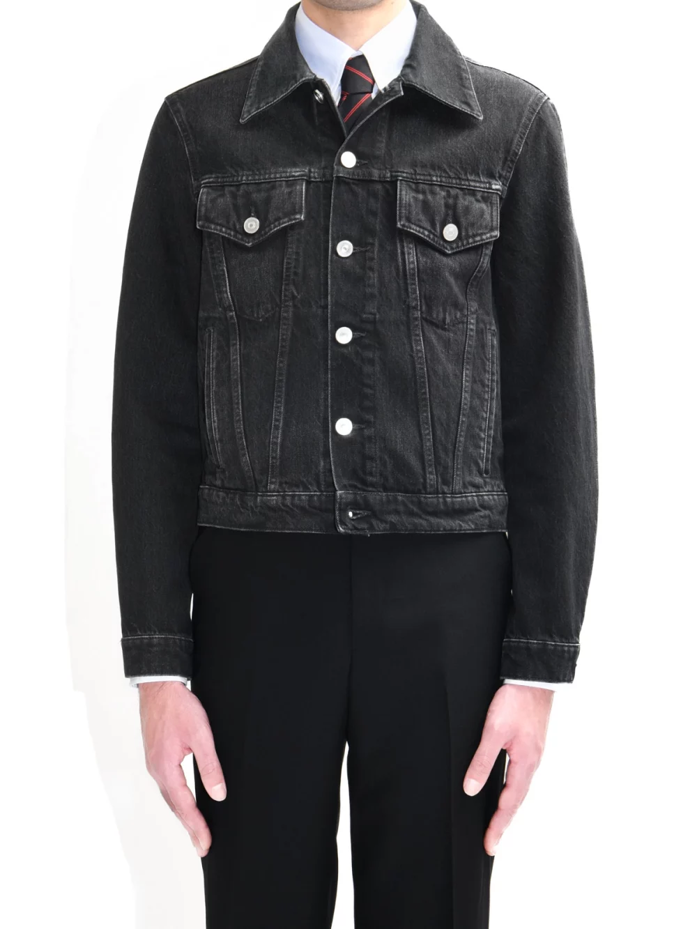 TRUCKER-JACKET-IN-DENIM-WASHED-BLACK