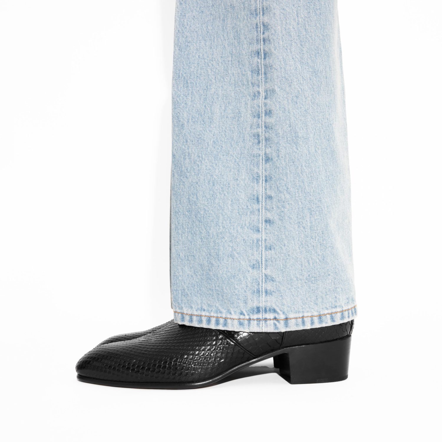 ZIPPED BOOTS IN PYTHON - BLACK - Image 2