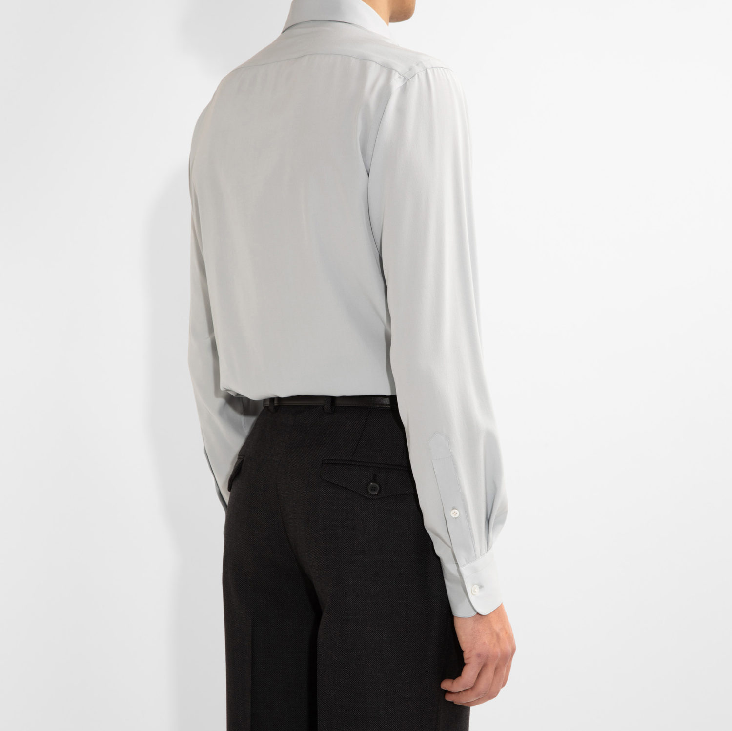 CLASSIC COLLAR SHIRT IN SILK CREPE - POWDER BLUE - Image 3