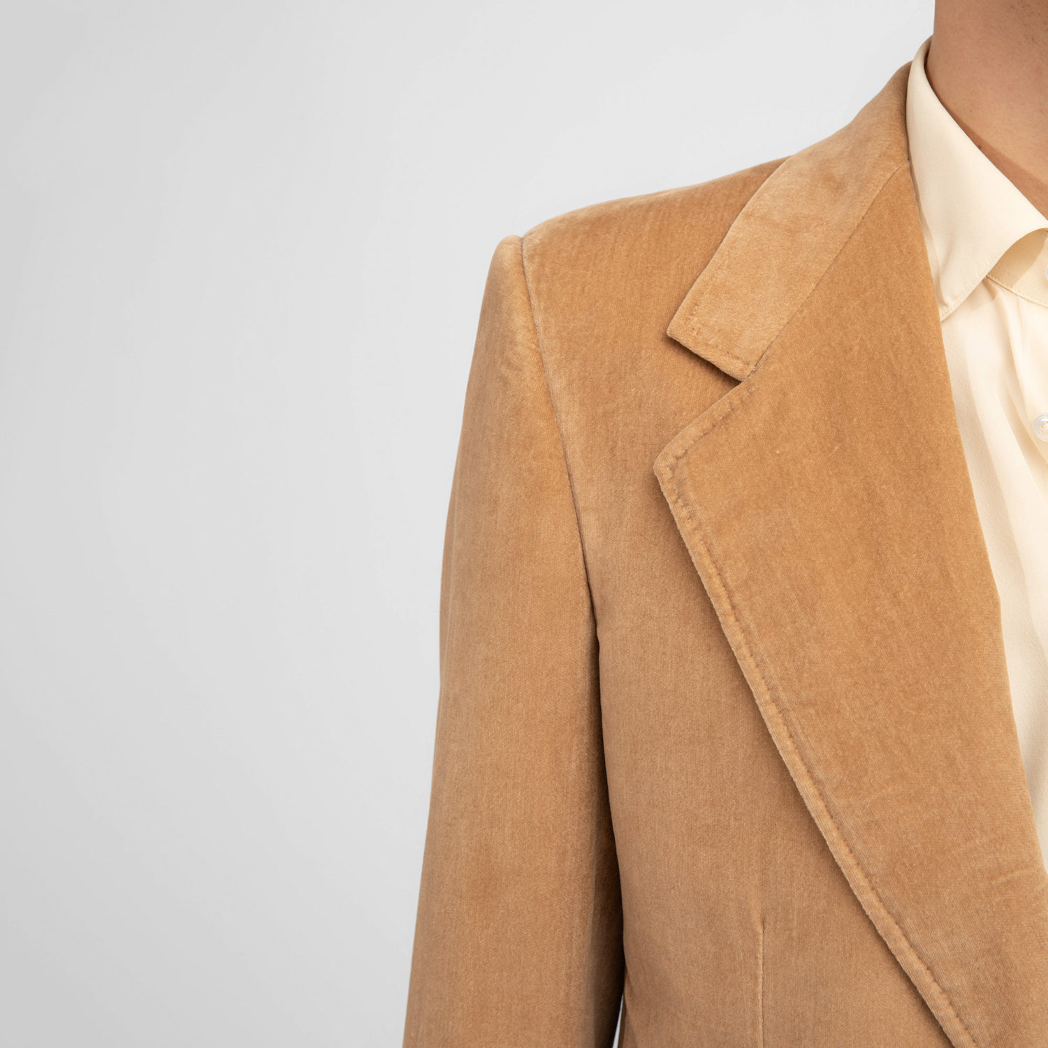SINGLE-BREASTED JACKET IN VELVET - BEIGE - Image 4