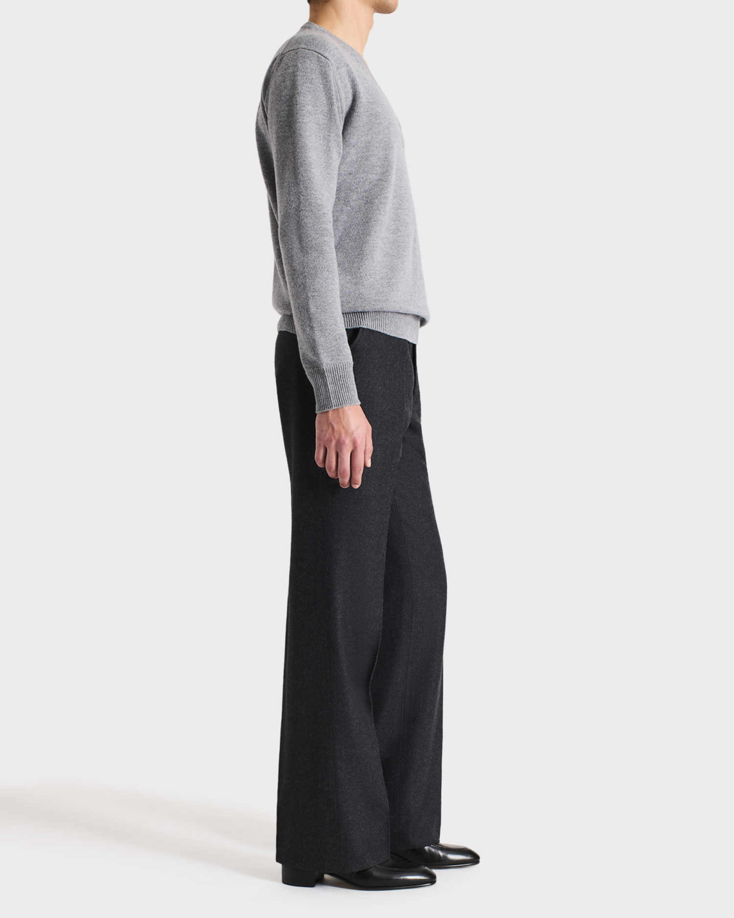 V-NECK SWEATER IN MERINO WOOL - GREY - Image 3