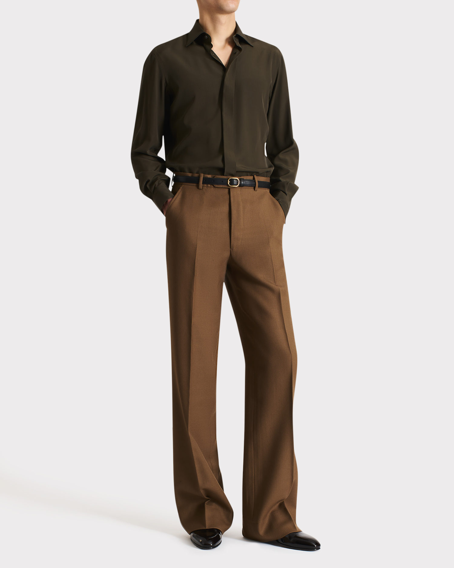 CLASSIC COLLAR SHIRT IN SILK CREPE - OLIVE - Image 6