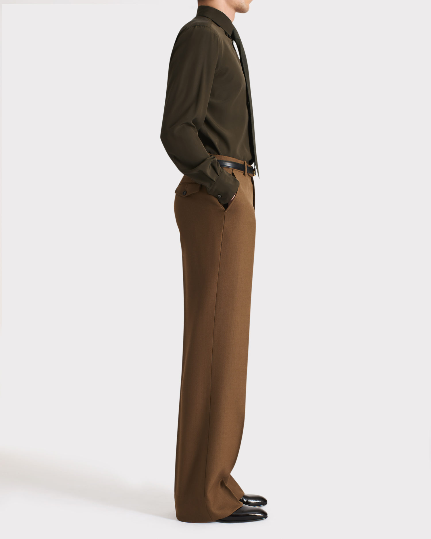 CLASSIC COLLAR SHIRT IN SILK CREPE - OLIVE - Image 3