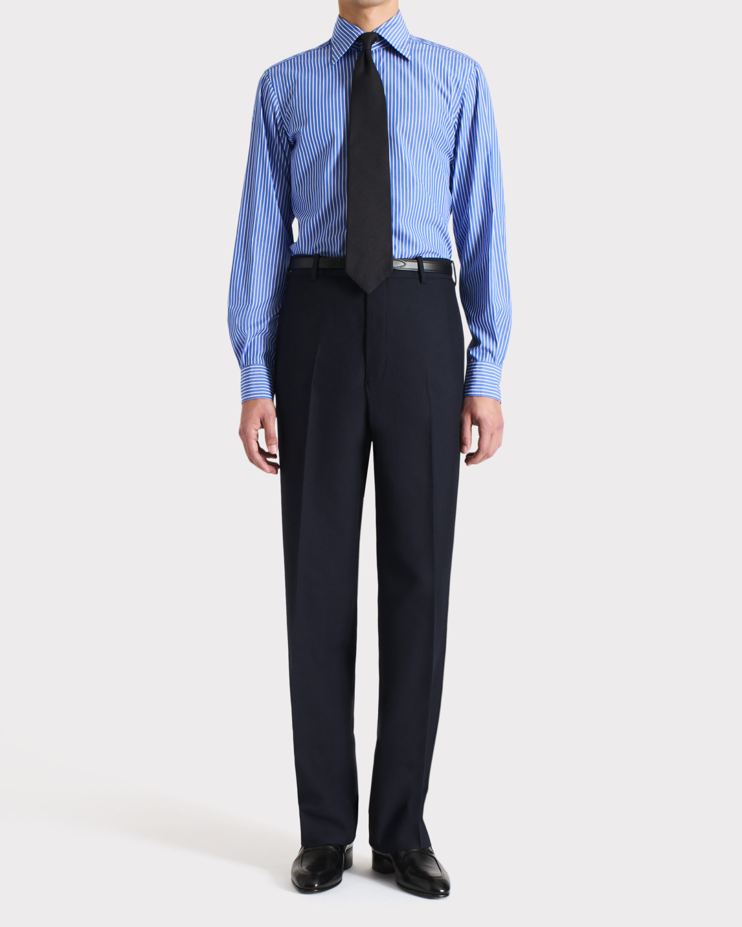 032_WIDE COLLAR SHIRT IN SUPIMA COTTON POPLIN - BLUE W WHITE STRIPES_1_1022