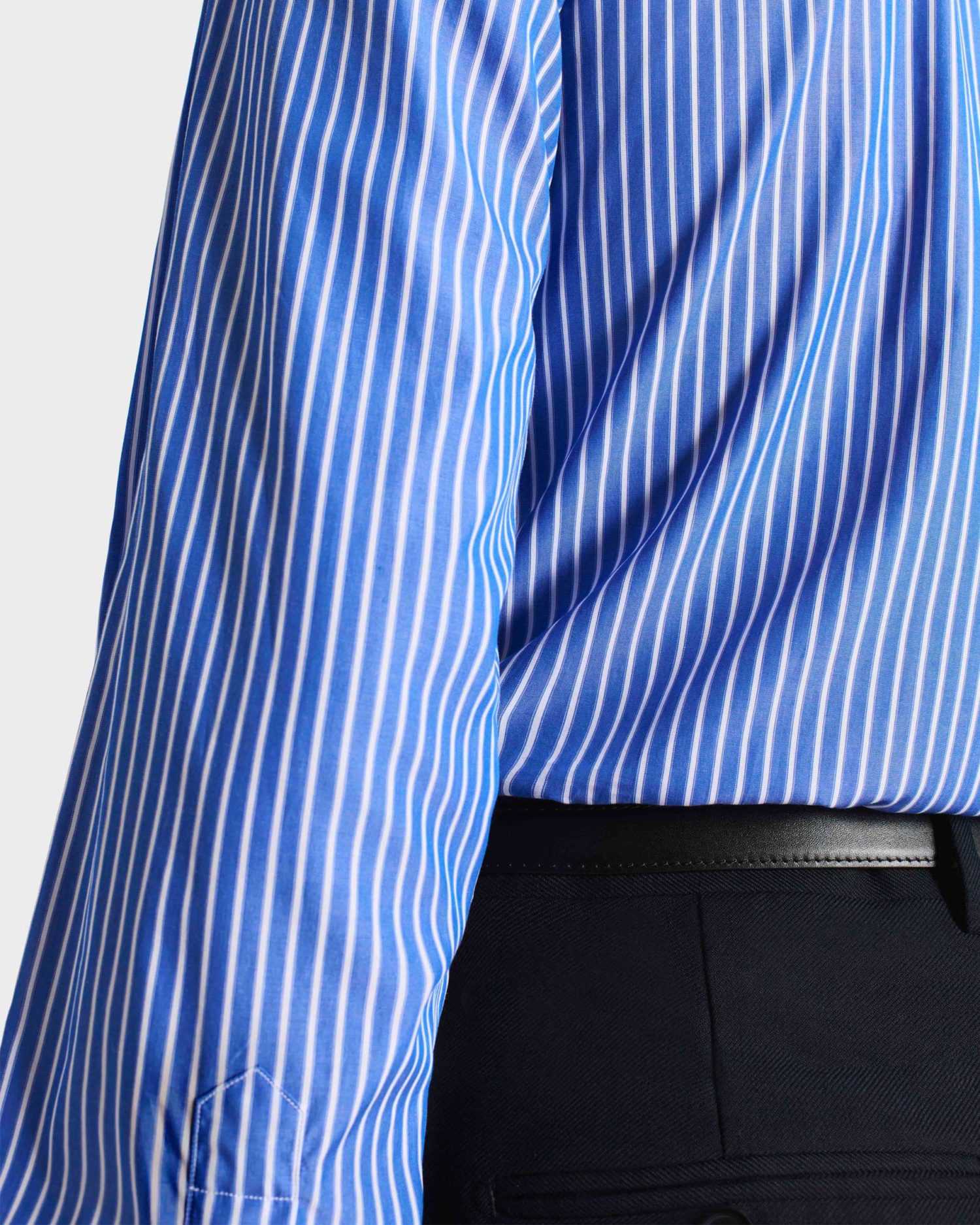 WIDE COLLAR SHIRT IN COTTON POPLIN - BLUE WITH WHITE STRIPES - Image 2