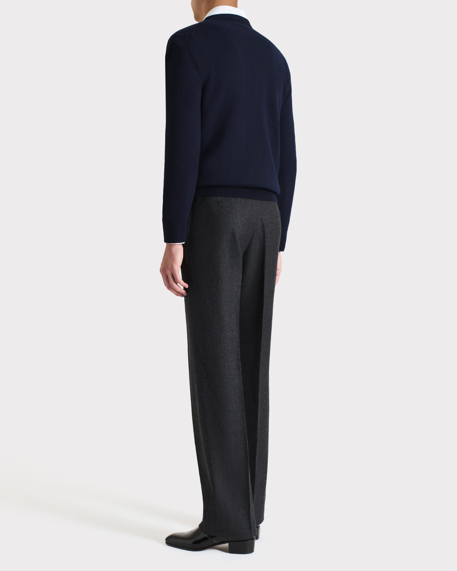 V-NECK SWEATER IN MERINO WOOL - NAVY - Image 4