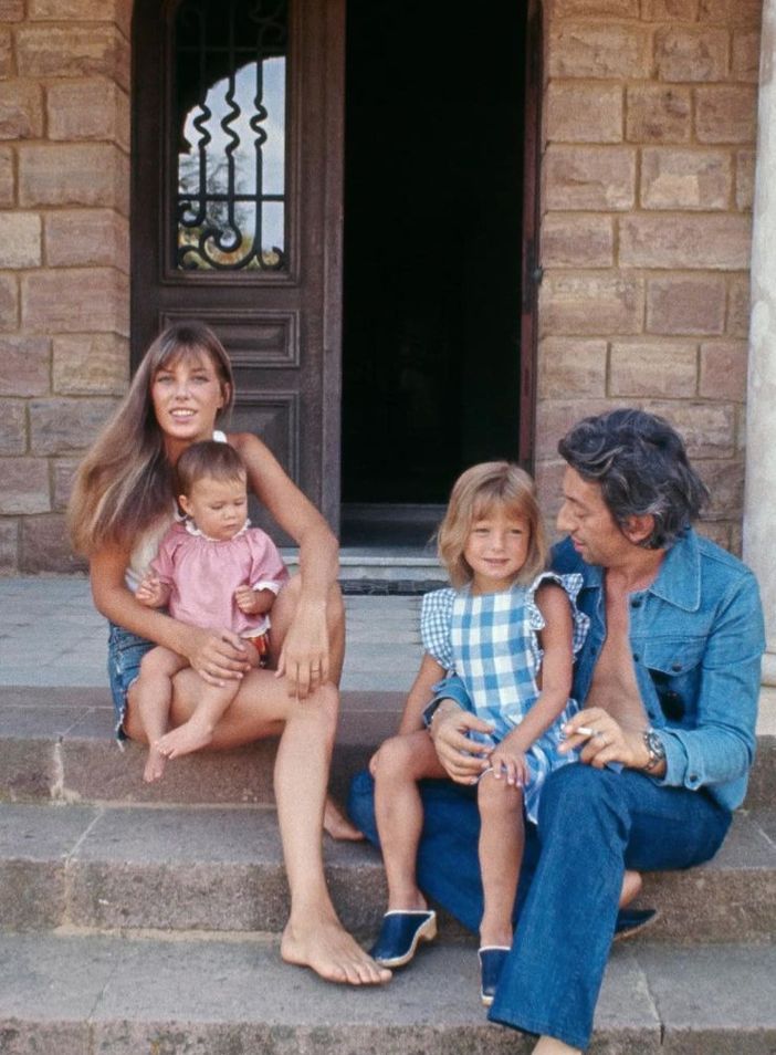 GAINSBOURG, Serge, musc. BIRKIN, Jane, act., musc. Saint Tropez, France, 1972