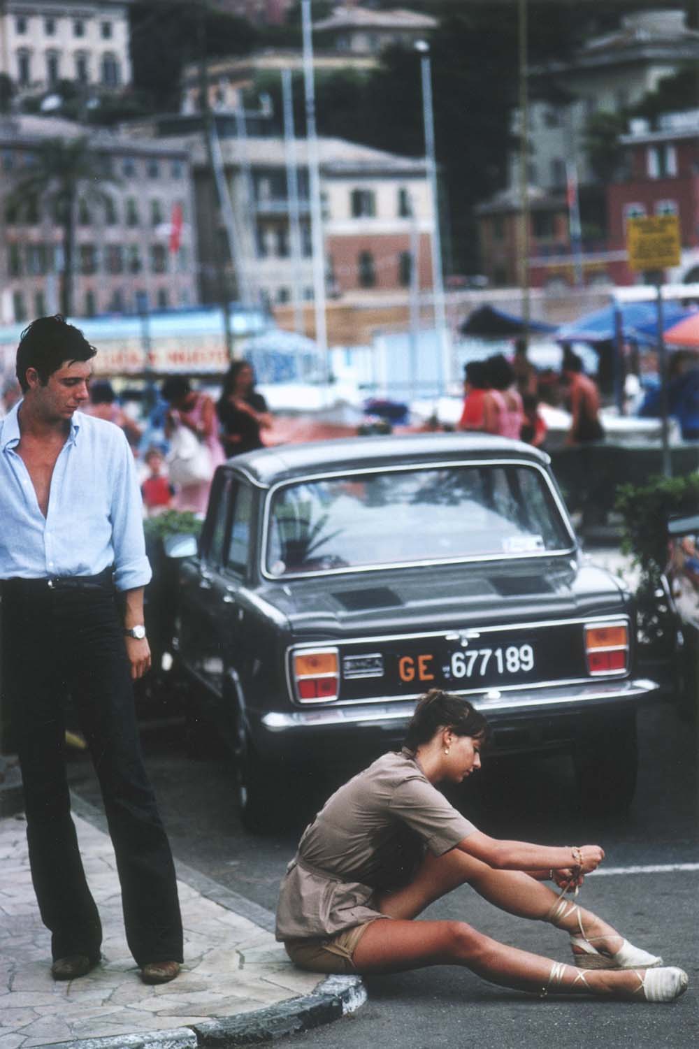 4 Scène de rue dans Portofino par Slim Aarons, 1977