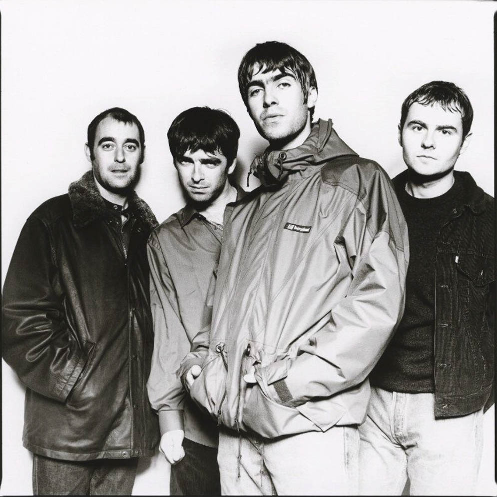 6-Oasis-Paul-Arthurs-Noel-Gallagher-Liam-Gallagher-et-Alan-White-par-Chris-Floyd-1995