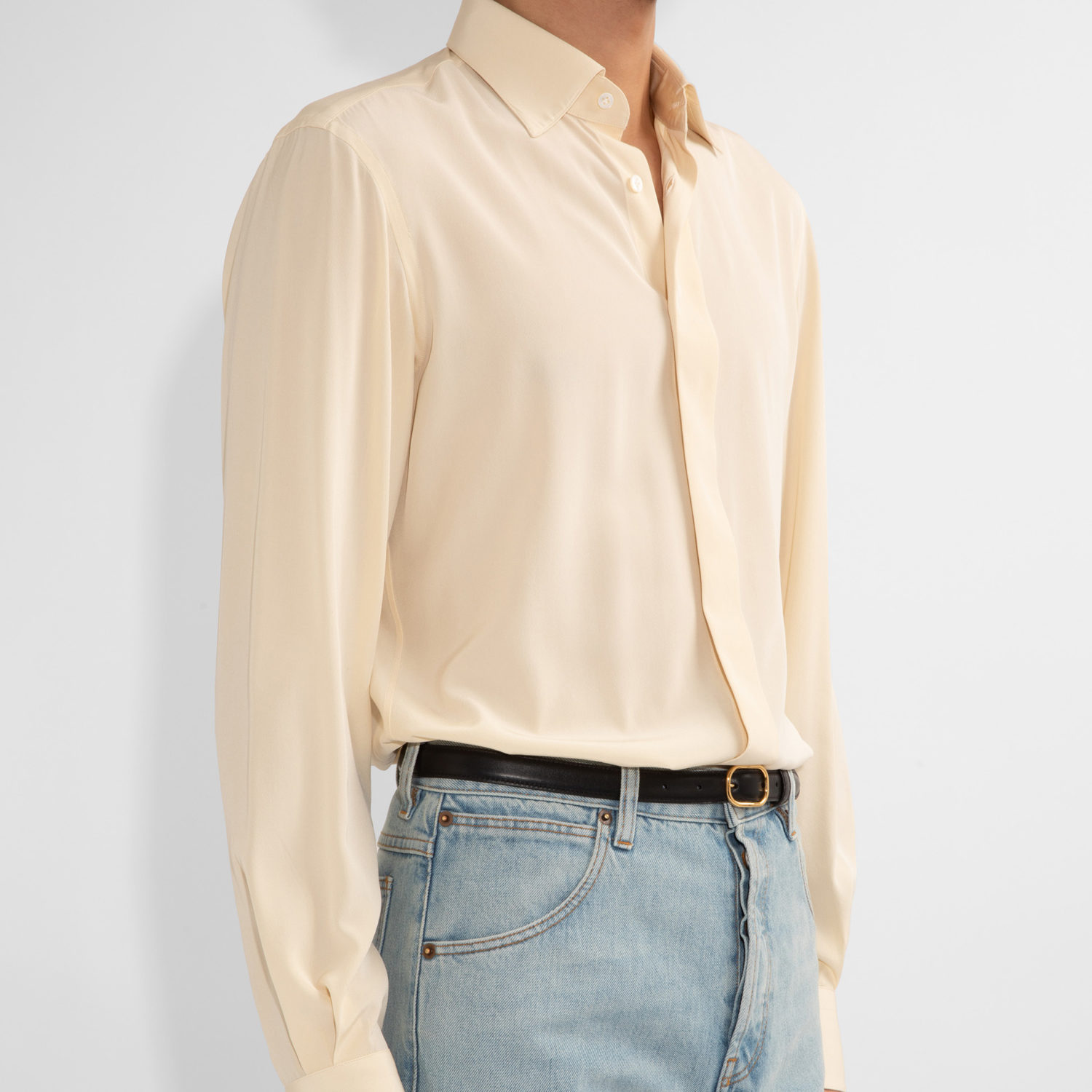 CHEMISE COL CLASSIQUE EN CRÊPE DE SOIE - BEURRE – Image 2